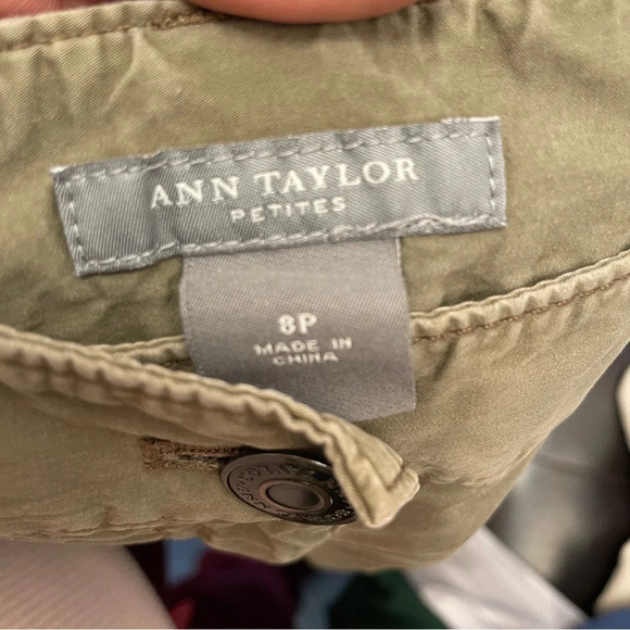 Ann Taylor cargo capris - Picture 2 of 10
